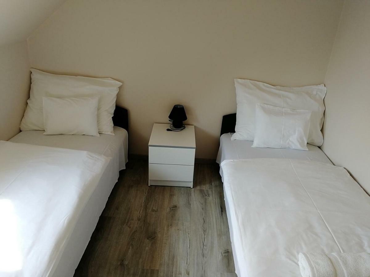 Ovar Apartman Mosonmagyaróvár Exteriör bild