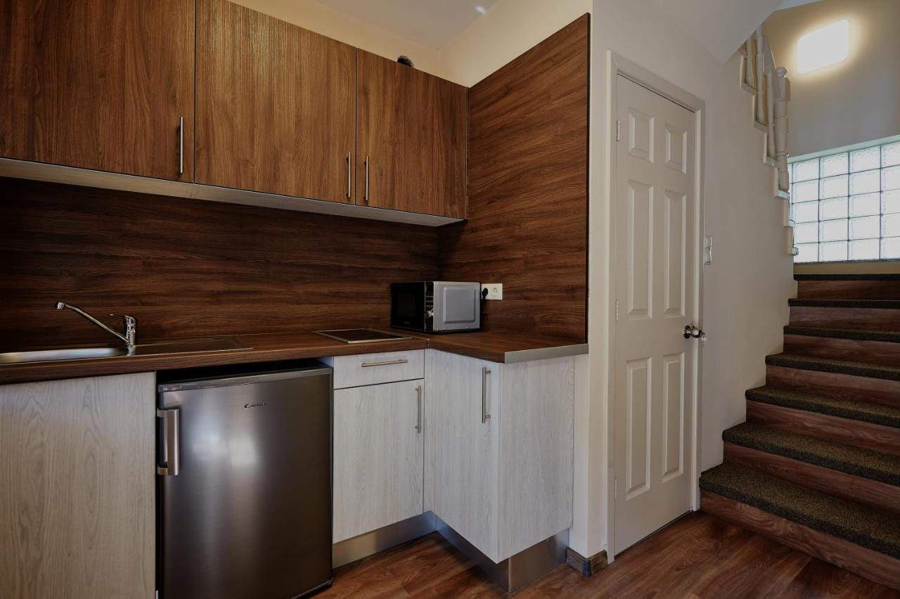 Ovar Apartman Mosonmagyaróvár Exteriör bild