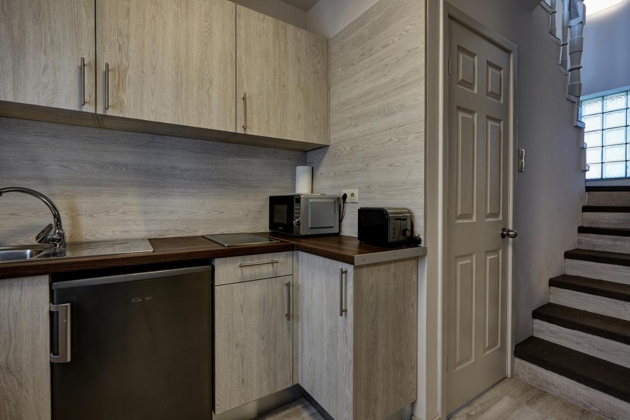 Ovar Apartman Mosonmagyaróvár Exteriör bild