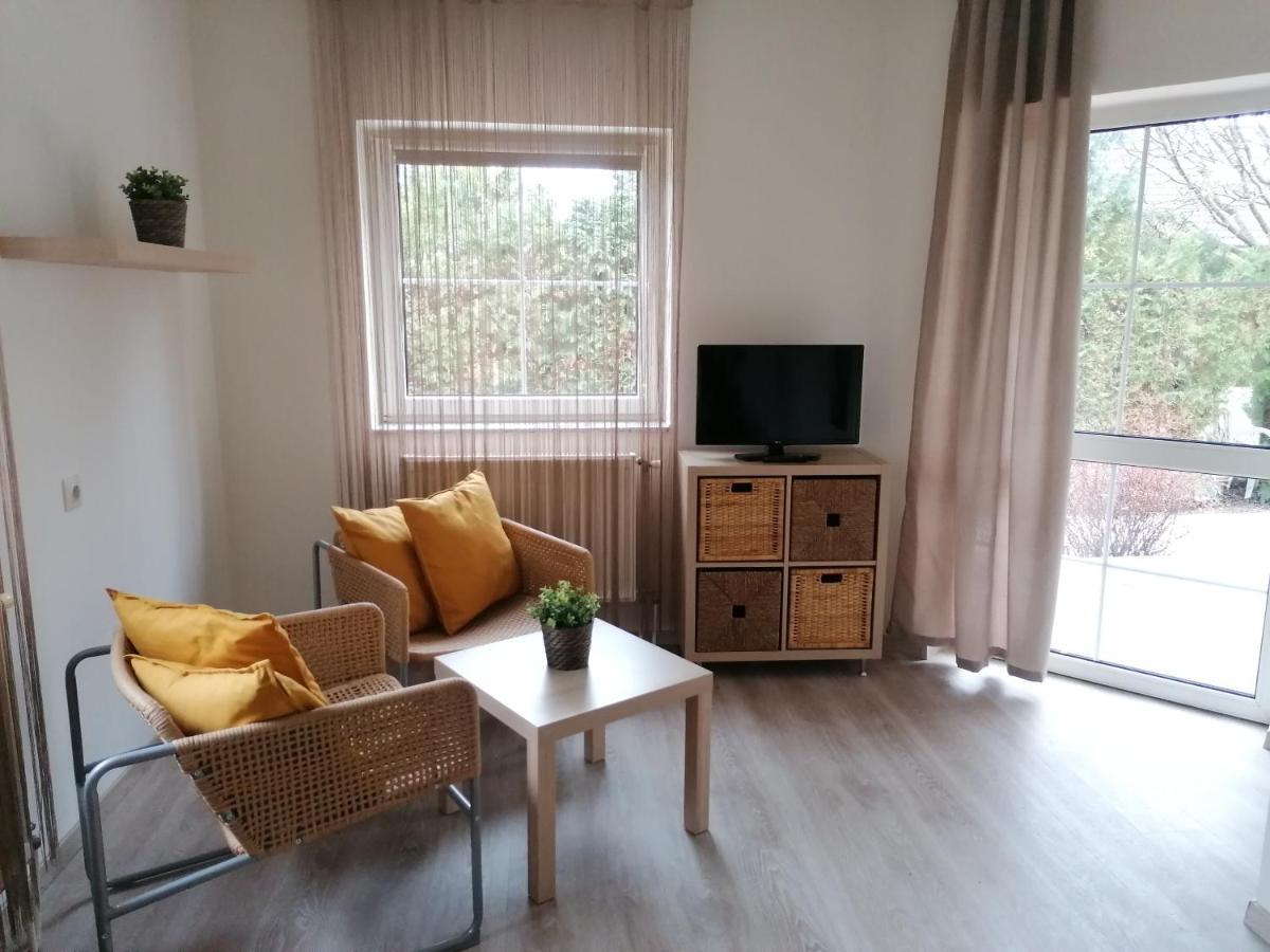 Ovar Apartman Mosonmagyaróvár Exteriör bild