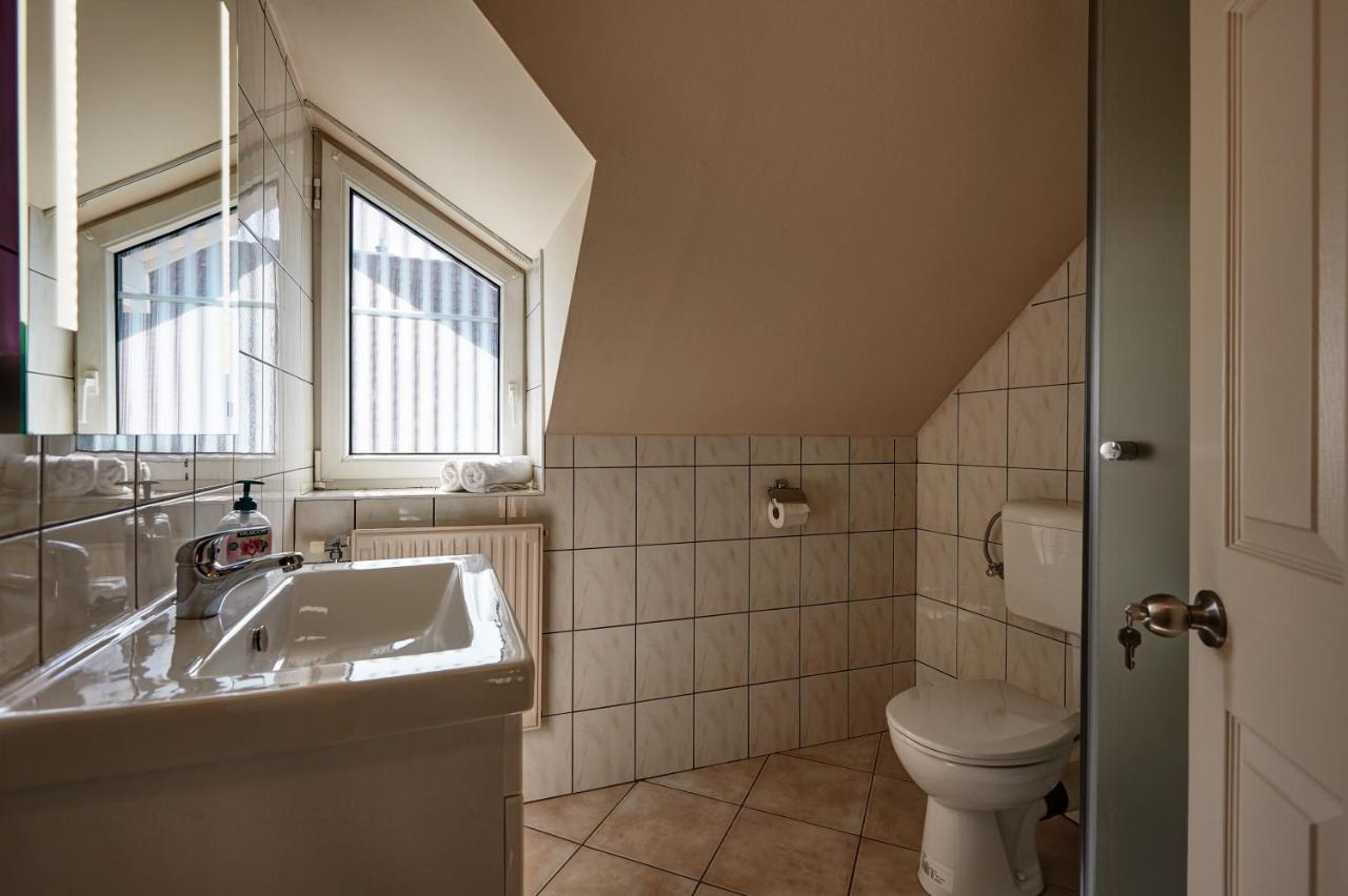 Ovar Apartman Mosonmagyaróvár Exteriör bild